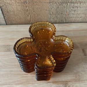 Vintage "Tiara" Indiana Glass Co. Bridge mint/nut amber clover leaf dishes